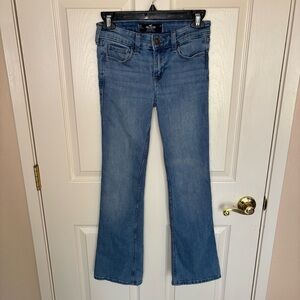 Hollister Low-Rise Boot Cut Soft Stretch Jeans W24 L27